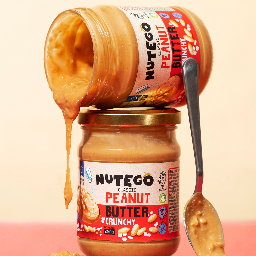 Peanut cream with nut pieces and sea salt