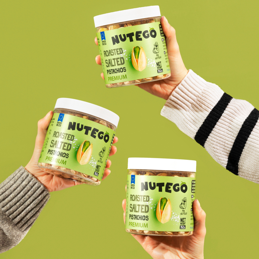 Pistachios with salt